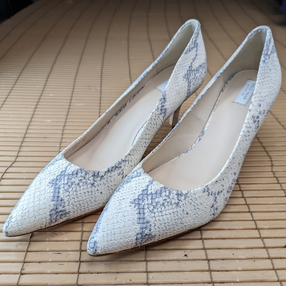 Cole Haan Womens Vesta Leather Snake Print Pointed Toe 3" Heels Shoes . Sz 9.5B. - Picture 1 of 11